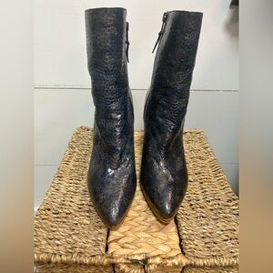 Stuart Weitzman Sideline blue snakeskin embossed leather ankle boot size 8.5 new